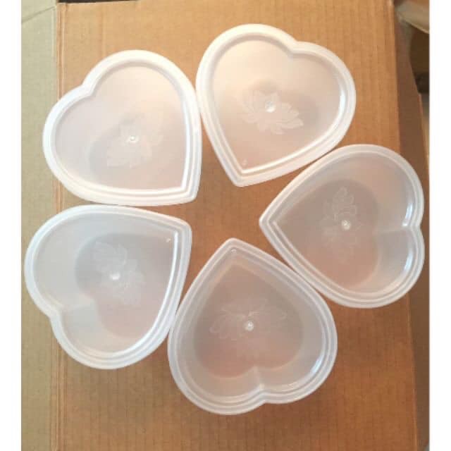 Set 50 hộp flan hình tim chất liệu nhựa PP dùng để hấp bánh flan, da lợn, rau câu