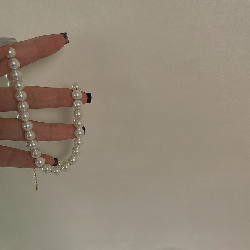 Dây chuyền ngọc trai thủy tinh thiết kế đơn giản dễ phối đồ