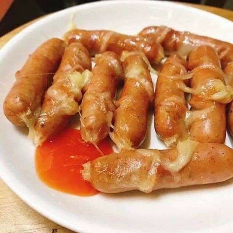 xúc xích phomai đức 250gr 16 cái