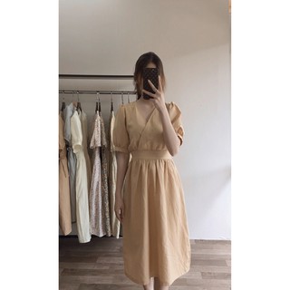 Váy linen kiểu dáng đơn giản mà sang trọng