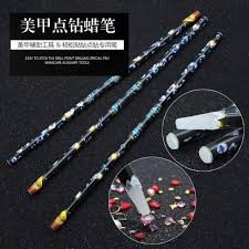 Bút sáp chấm đá - gọt được