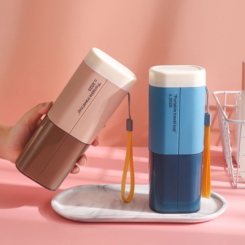 Toilet cup set Creative travel toothbrush holder.