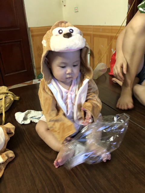 Lẻ ~ sỉ:  Áo khoác băng lông mịn khỉ con cho bé dưới 1 tuổi