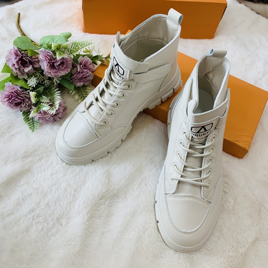 Giày boot cá tính da cao cấp hai màu đen - trắng unisex phong cách thời thượng | BigBuy360 - bigbuy360.vn