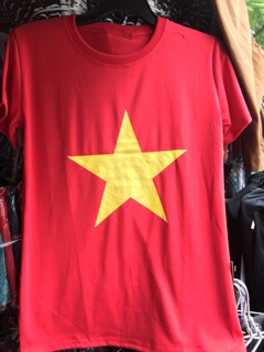 ÁO CỜ ĐỎ DAO VÀNG
