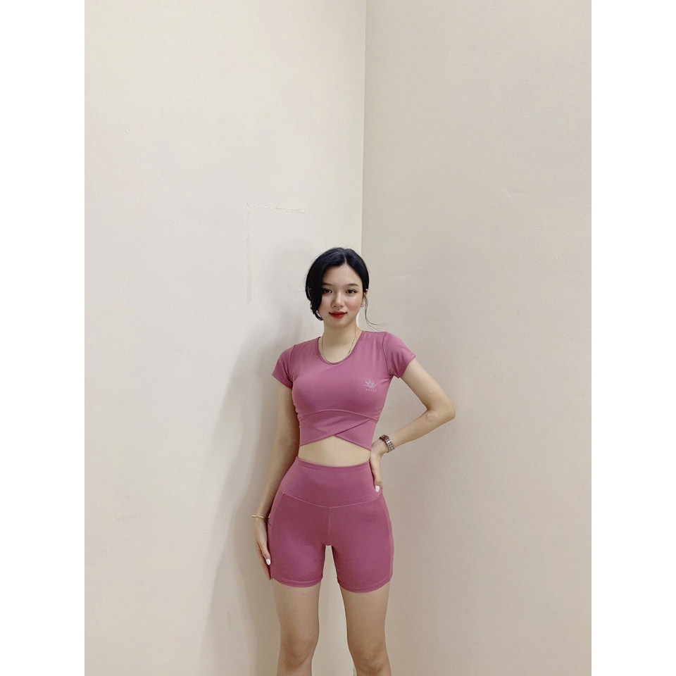 Bộ tập gym nữ, đồ tập yoga erobic nữ áo xoắn bụng có mút quần đùi có túi chất đẹp thoáng mát