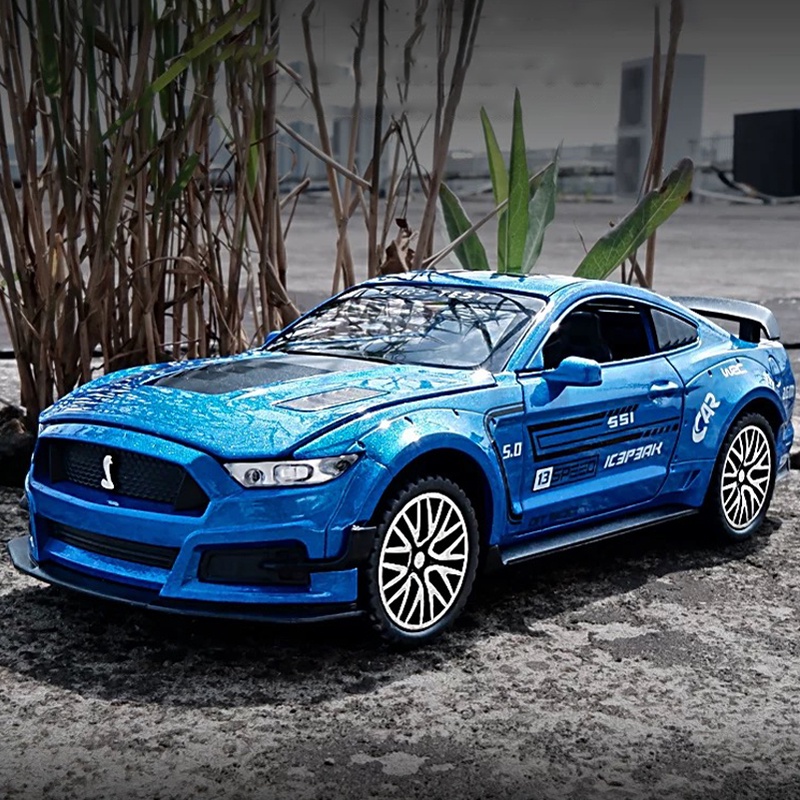 Mô Hình Xe Hơi Ford Mustang GT500 Bằng Hợp Kim Có Đèn Và Nhạc Tỷ Lệ 1: 32