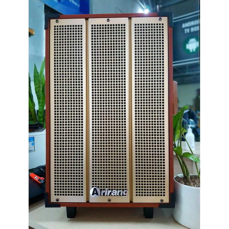 Loa Kéo Karaoke Arirang Mks1 - 300W - Bass 30 ( Bộ sản phẩm có : 1 Loa + 2 Mic + Remote + bộ sạc pin mic + sách hdsd )