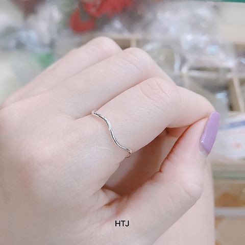 Nhẫn nữ bạc dạng sóng trơn ảnh chụp thật - nhẫn bạc bibi silver