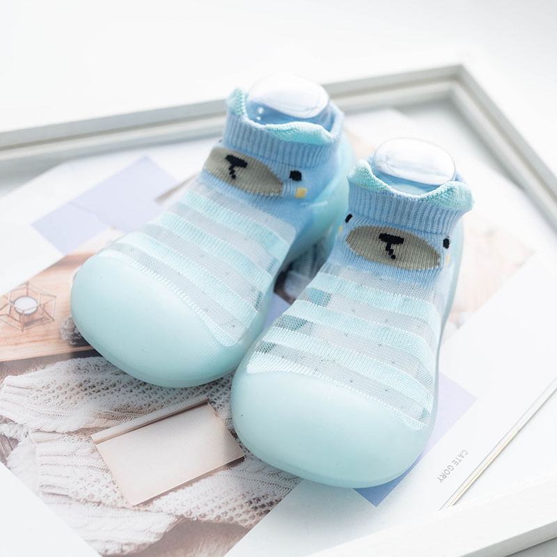 0-3 years oldNew children's toddler shoes, stepping shoes, soft-soled non-slip cartoon ice silk cotton baby shoes 0-3 years old baby socks shoes