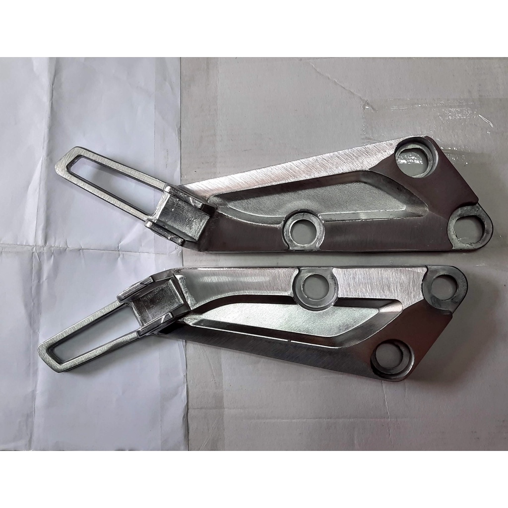 Cặp bát gác chân sau nhôm dành cho Wave nhỏ loại ngắn và dài