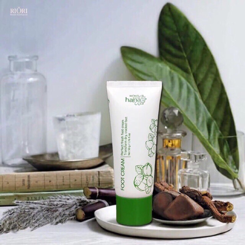 Kem Dưỡng Da Chân  RIORI HANA FOOT CREAM