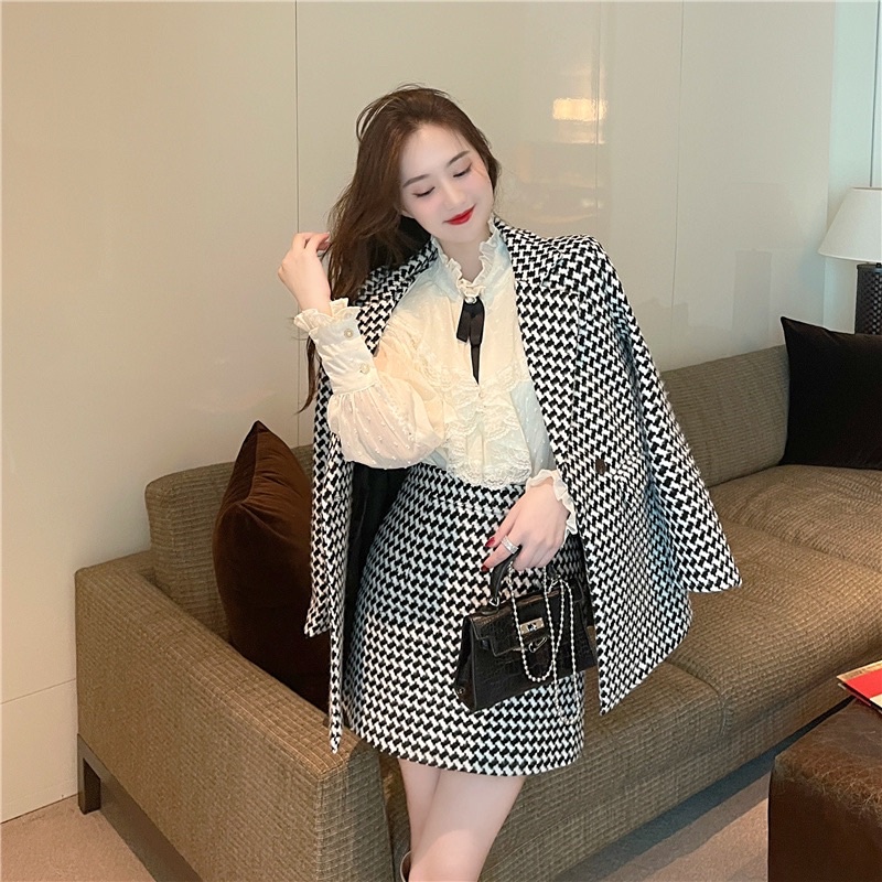 (SẴN) Set dạ vest kẻ đen trắng (không sơ mi)