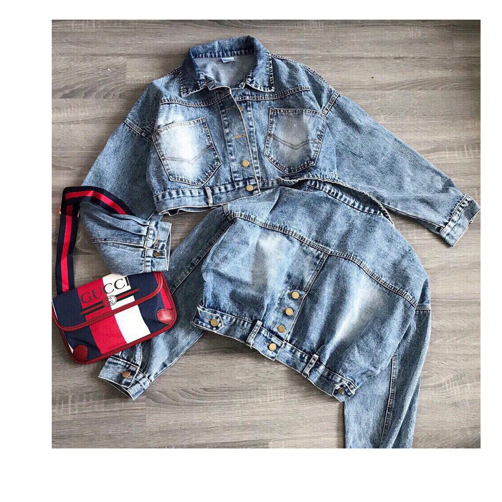 ÁO KHOÁC JEAN NỮ PHỐI CÚC SAU XANH JEAN LƯNG THỜI TRANG PWT 0001