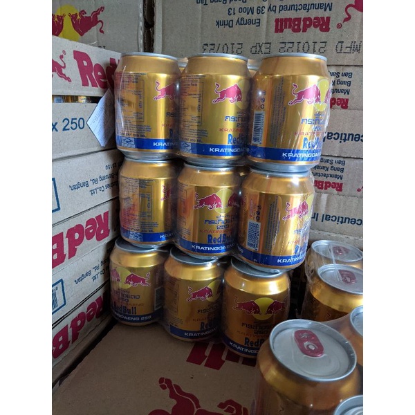 1 thùng Bò húc thái Redbull 24 lon