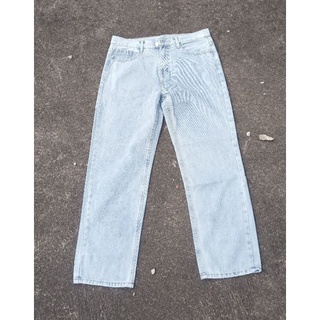 Quần Jeans Ống Xuông basic