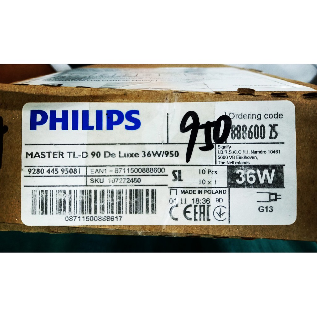(SALE) Bóng đèn so màu D50 - Philips De Luxe 36W / 950