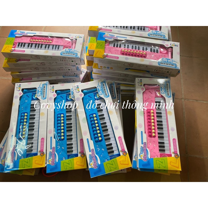 Đàn piano kèm míc cho bé