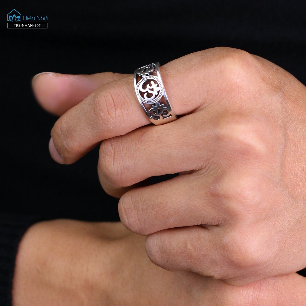 Nhẫn nam chủng tự OM - Trang sức Bình An