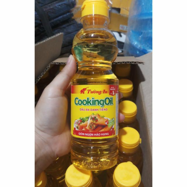 Dầu ăn Tường An Cooking oil chai  1 lít date 9/2024