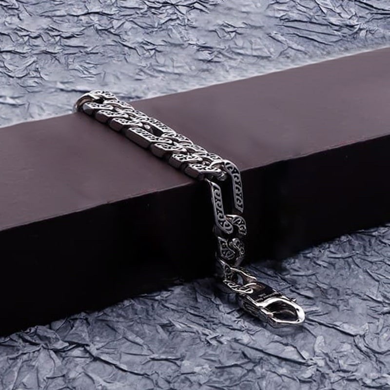 Vòng Tay Nam Titan Chạm Khắc Cao Cấp - Lắc Tay Thép Không Gỉ CAM KẾT CHẤT LƯỢNG