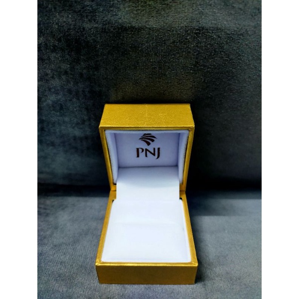 Hộp nhẫn đơn PNJ