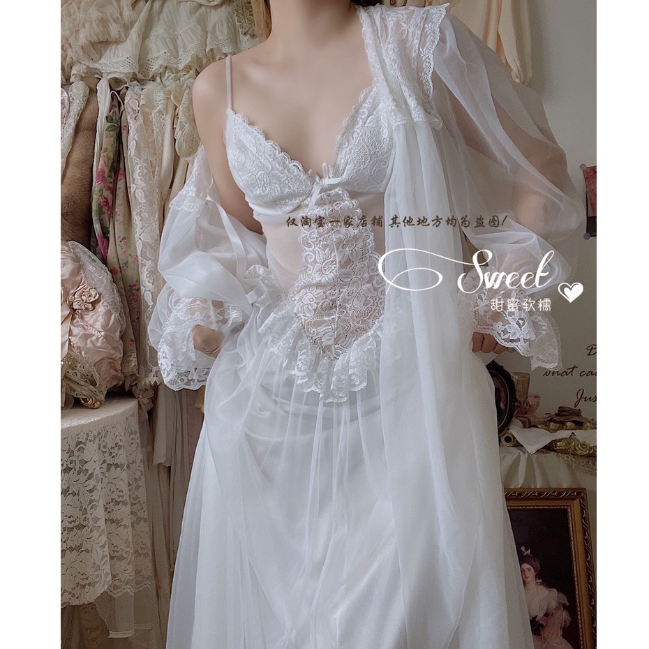 Váy ngủ nữ voan trắng eo phối ren xẻ ngực sexy kèm khoác choàng ngoài quảng châu