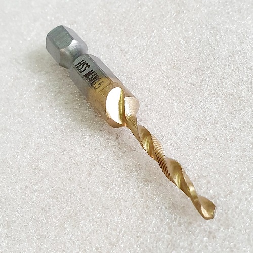 Một Đầu Khoan Tạo Ren Trong M3, Doa Âm Mũi Vít, Chuôi Lục Giác 6 Ly M3x0.5