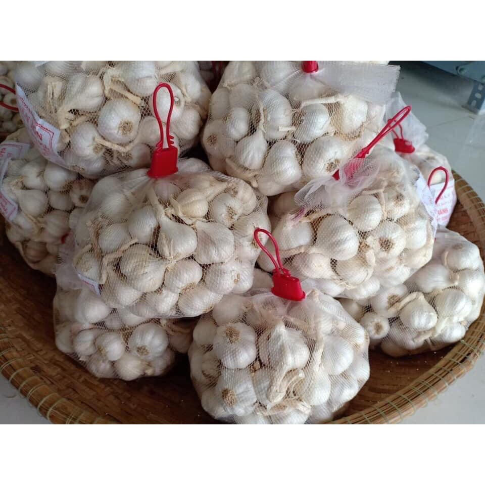 1Kg Tỏi Lý Sơn chính hiệu giá 120.000 đồng.