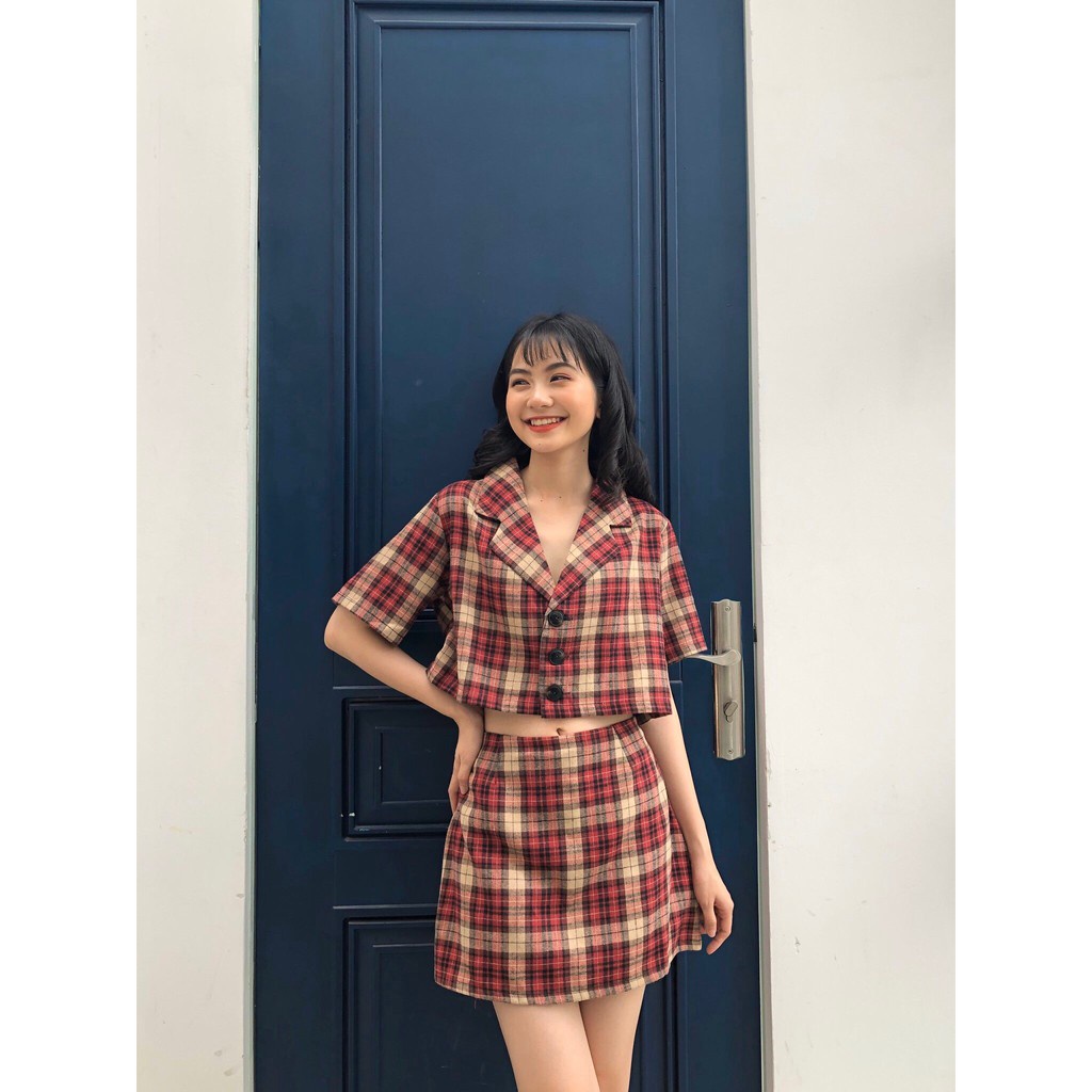 SET KẺ CARO ÁO VEST CROPTOP MIX CHÂN VÁY CARO QUẢNG CHÂU