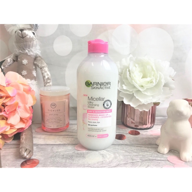 Tẩy trang Garnier Micellar Cleasing Water