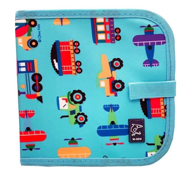 Bảng vẽ tặng kèm 12 cây bút cho bé