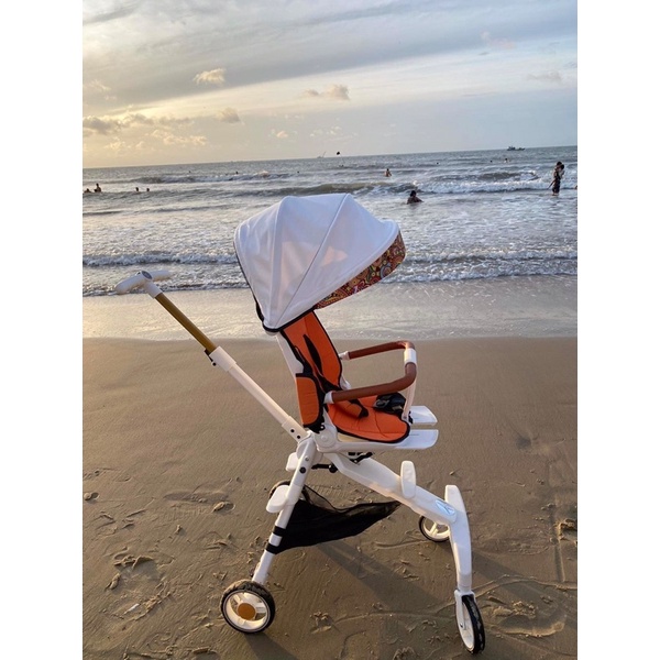 Xe Đẩy s600 - tặng bàn ăn dặm