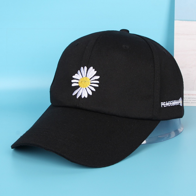 Mũ lưỡi trai thêu hoa cúc Pea chữ hông BIGOMALL - Nón lưỡi trai hót trend chất kaki dày dặn
