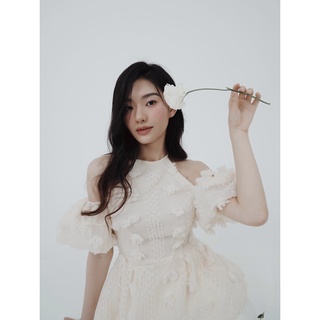 Áo tơ đính hoa - Lilac Top