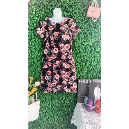 Thanh lý đầm trung niên chất đẹp dưới 55kg