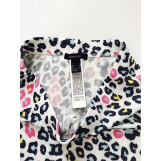Quần short biker ôm da beo màu forever21