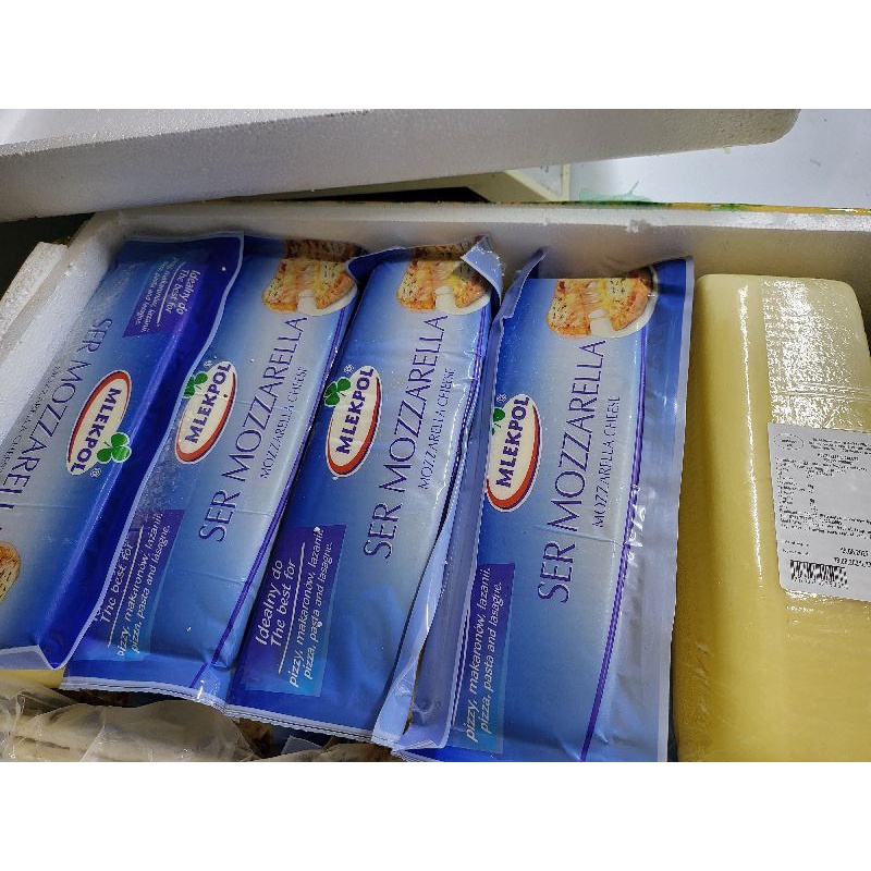 Phomai Mozzarella Ba Lan Mlekpol nguyên khối 2.5kg