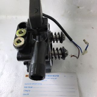 Bộ đầu bơm máy rủa xe xách tay mini.
