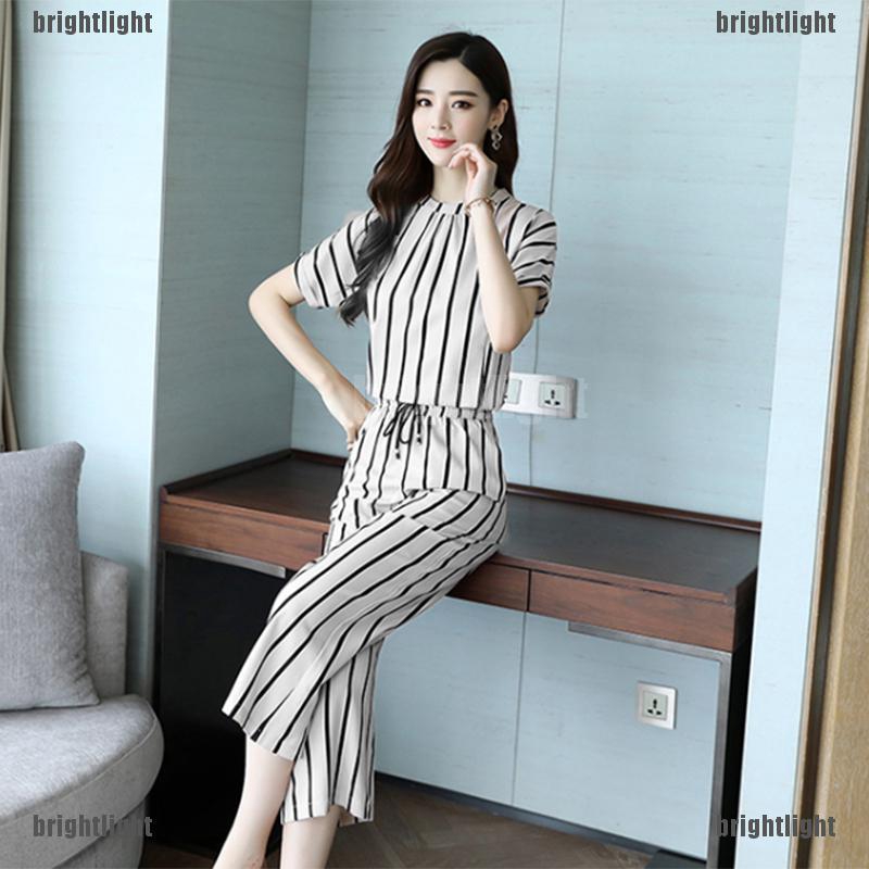 Bộ Quần Áo Kẻ Sọc Thời Trang Năng Động Cho Nữ