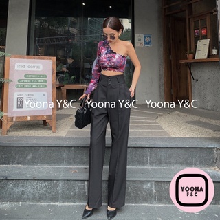 Áo crop top tay dài lệch vai họa tiết sexy – 02065 yoona f&c