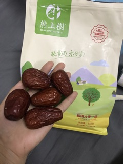 Táo đỏ tân cương size Đại ( 2 túi 500g)bao ăn
