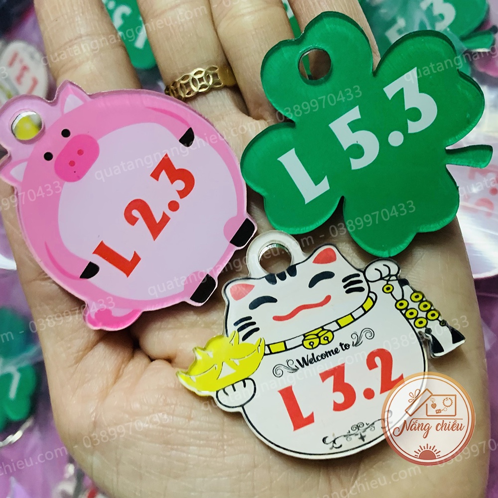 Móc khóa số phòng, số xe, đánh số thứ tự, in logo doanh nghiệp theo yêu cầu, chất liệu mica sáng bóng
