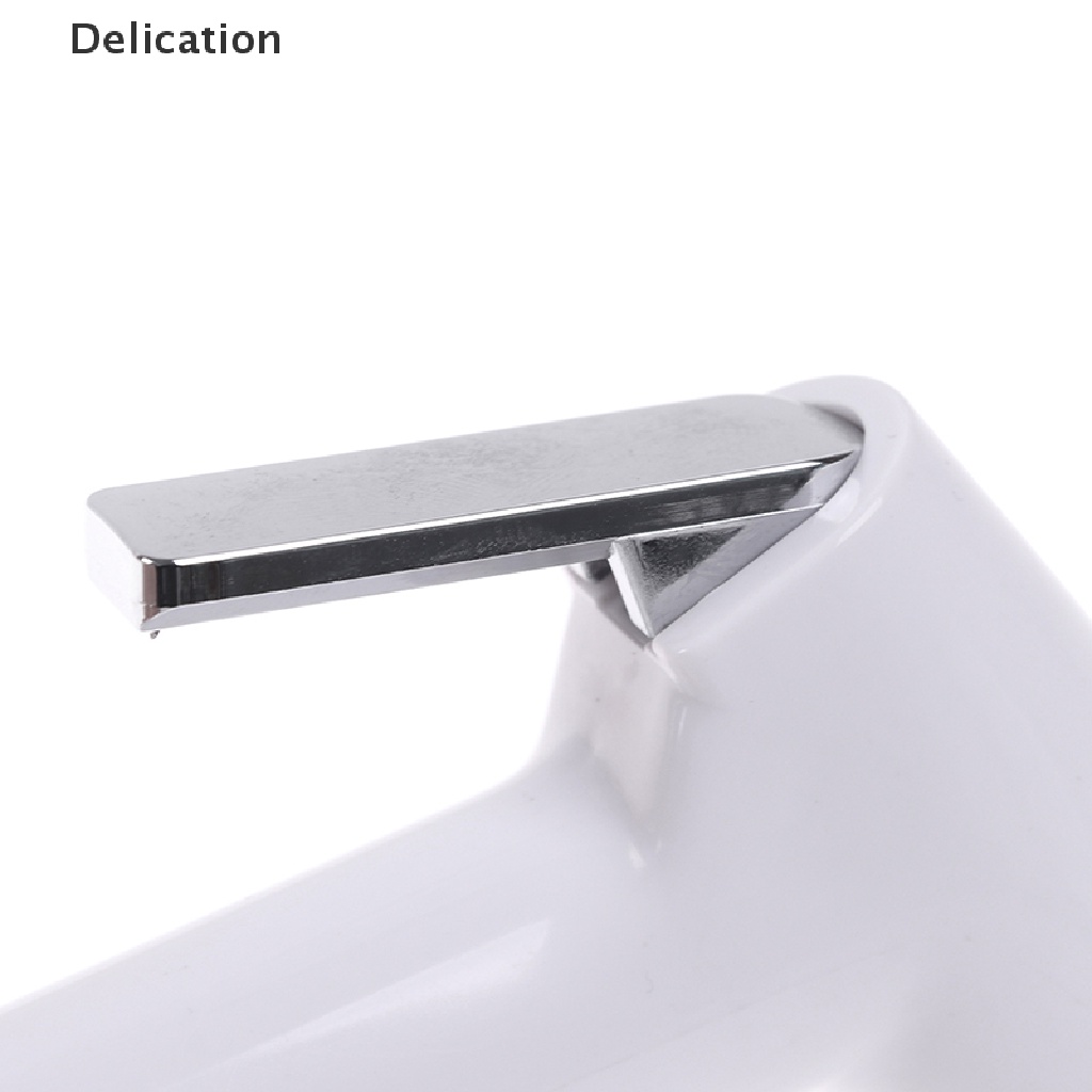 Bộ Vòi Xịt Toilet Cầm Tay Bằng ABS Tiện Dụng