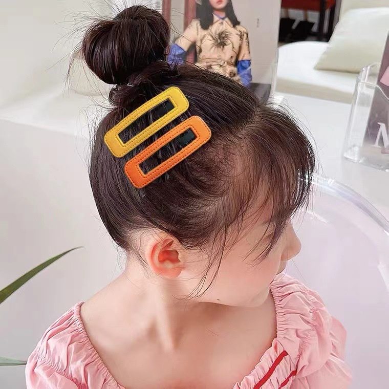Kẹp Tóc Bằng Da PU Màu Kẹo Ngọt Thời Trang Cổ Điển