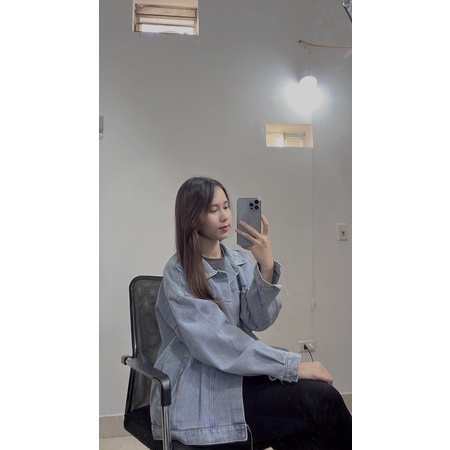 Áo khoác bò jean xanh nhạt túi trước hộp , chất demin from rộng xanh quảng châu-Minxy shop