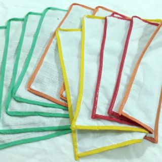 Miếng lót chống thấm cho trẻ sơ sinh.