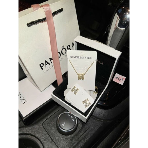 Sét trang sức chữ H titan đính đá pha lê trẻ trung sang trọng phù hợp mọi lứa tuổi