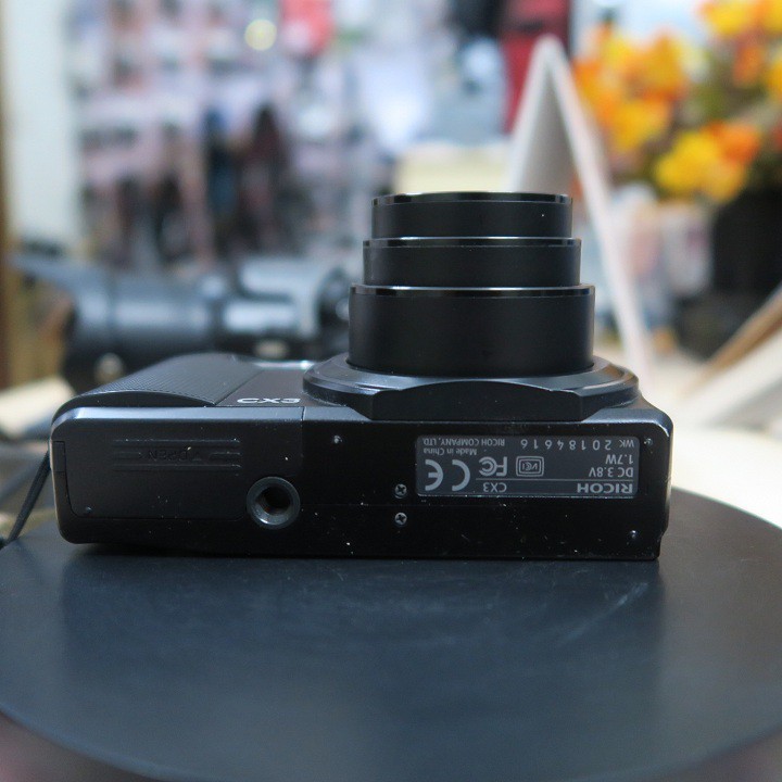 Máy ảnh Ricoh CX3 máy ảnh đường phố