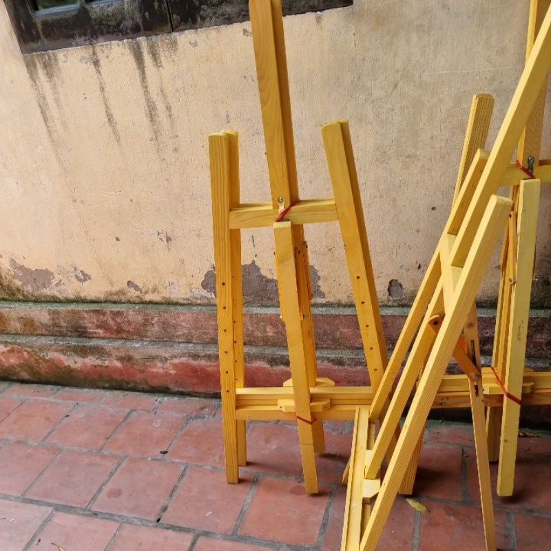 Giá vẽ tranh trưng bày.Kích thước:60cm×130cm